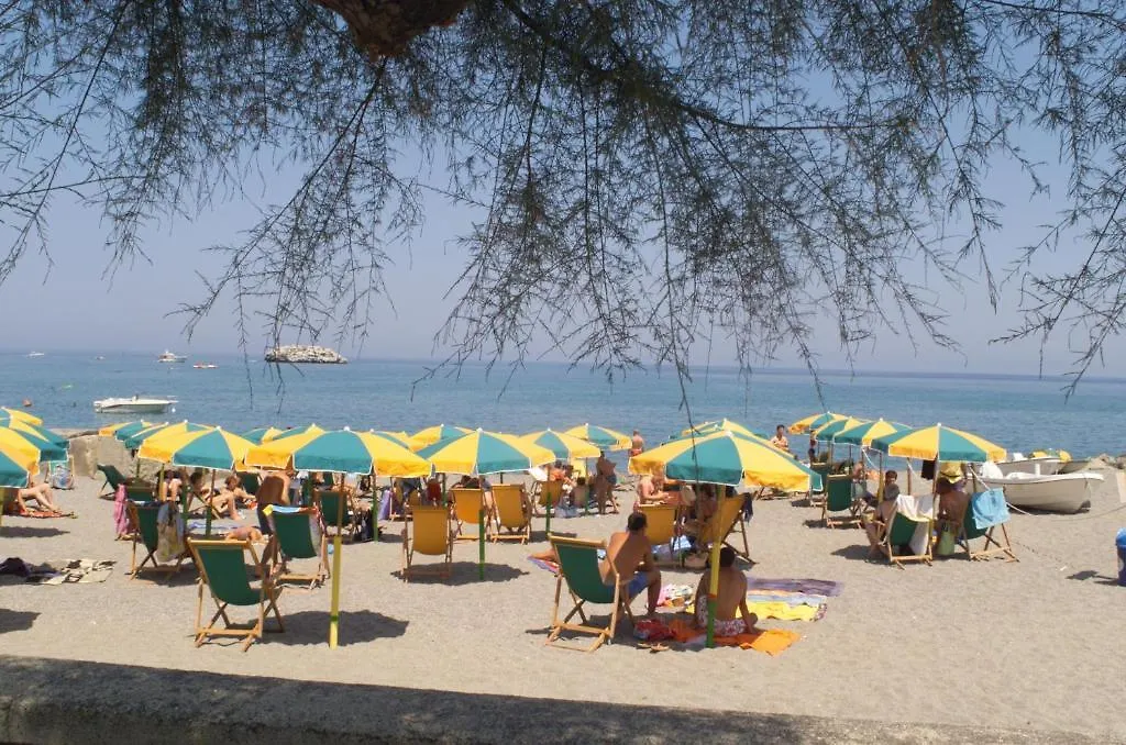 Costa Azzurra Hotel Brolo