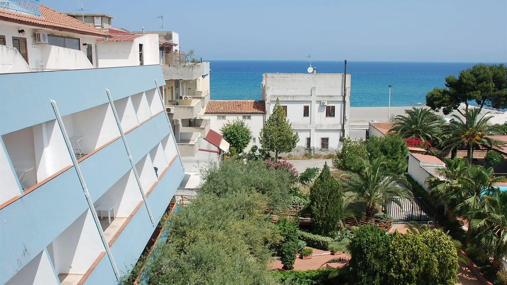 Costa Azzurra Hotel Brolo